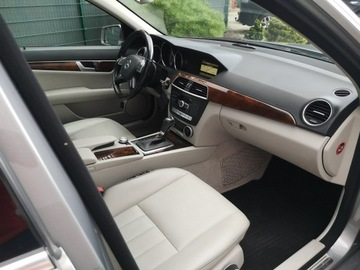 Mercedes Klasa C W204 Kombi T204 1.8 200 CGI BlueEFFICIENCY 184KM 2012 Mercedes C 200 1,8 T 184KM Klimatr Automat Nawi, zdjęcie 24