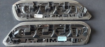 MŘÍŽKA ZNAK NÁPIS KAPOTY LEVÝ DODGE RAM 1500 2019- 68309873AA