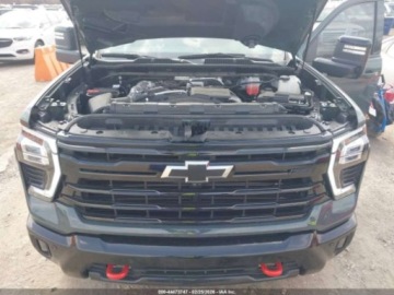 Chevrolet Silverado II 2025 Chevrolet Silverado 2500HD Standard LTZ 2025 6.6 Diesel 470KM, zdjęcie 8