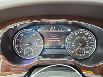 Bentley Bentayga 2017 Bentley Bentayga W12 2017 6.0 Benzyna 600KM, zdjęcie 9