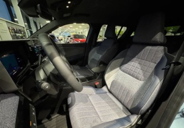 Renault 2025 Renault 4 GDYNIA techno 150 KM comfort range, niski przebieg, gwarancja, zdjęcie 17