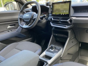Dacia Duster III 1.6 Hybrid 140KM 2025 Journey 1.6 Full Hybrid 140KM / Pakiet Parking, Zimowy, zdjęcie 6