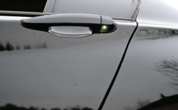 BMW Seria 1 F20-F21 Hatchback 5d Facelifting 2015 118d 150KM 2016 BMW Seria 1 2,0D 150 KM SPORT-LINE Full Led Nawigacja Klimatronik 2.0 150KM, zdjęcie 36