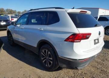 Volkswagen Tiguan II 2023 Volkswagen Tiguan 2023r., 2.0t S, 2L, od ubezpieczalni 2.0 Benzyna 187KM, zdjęcie 3