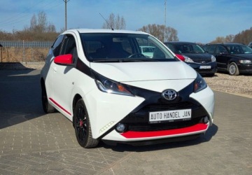 Toyota Aygo II Hatchback 5d 1.0 VVT-i 69KM 2016 Toyota Aygo 1,0 Ben Klima 69 km Benzyna 69KM, zdjęcie 1