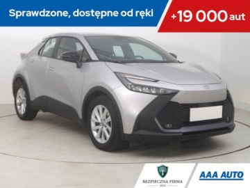 Toyota C-HR II 2024 Toyota C-HR 1.8 Hybrid, Salon Polska