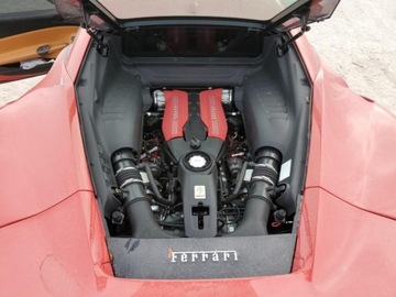 Ferrari 2016 Ferrari 488 Gtb 2016 3.9l 3.9 Benzyna 660KM, zdjęcie 3