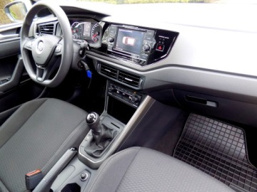 Volkswagen Polo VI Hatchback 5d 1.0 MPI 75KM 2018 VOLKSWAGEN POLO VI 1,0 75 KM LED 40 TYŚ. KM, zdjęcie 20