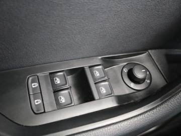 Skoda Superb III Liftback Facelifting 2.0 TDI SCR 150KM 2019 Skoda Superb 2.0 TDI, Salon Polska, Klima, zdjęcie 14