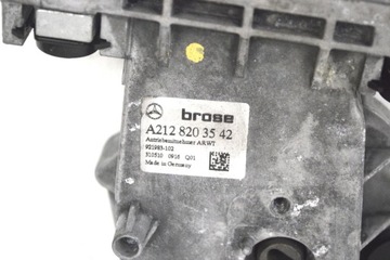 MERCEDES S204 MOTOR ZVEDAČ ZADNÍ KRYT C220 CDI 2010 RHD
