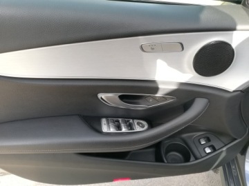 Mercedes Klasa E W214 Sedan Plug-In 2.0 300de 313KM 2023 Mercedes-Benz E 300e 4 Matic Hybryda Plug-in, zdjęcie 16