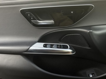 Mercedes Klasa E W214 Sedan 2.0 220d 197KM 2024 Mercedes-Benz E 220, zdjęcie 20