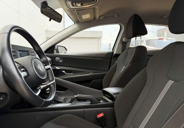 Hyundai Elantra VII Sedan 1.6 MPI 123KM 2022 Hyundai Elantra 1.6 MPI 123KM Modern CVT Salon PL FV23 1.6 Benzyna 123KM, zdjęcie 12