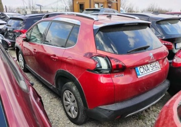 Peugeot 2008 I SUV Facelifting 1.2 PureTech 110KM 2017 Peugeot 2008 2017r, SALON POLSKA, 1.2 Benzyna. Lekko uszkodzony przod. Jez, zdjęcie 4