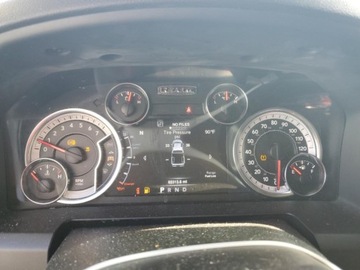  RAM 1500 Classic Tradesman 2021 5.7l 5.7 Benzyna 395KM, zdjęcie 9