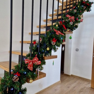 GIRLANDA 300 cm gęsta sztuczna choinkowa zielona łańcuch gałązki