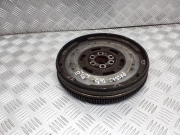 KOLO DVOUHMOTNÉ DVOUHMOTA VW PASSAT B5 1.9 TDI