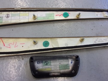 R230 SL 55 AMG DECOR ПРАВАЯ НАКЛАДКА КАРБОН КАРБОН