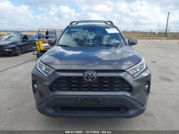 Toyota 2019 Toyota RAV4 2019r., XLE, od ubezpieczalni 2.5 Benzyna 203KM, zdjęcie 1
