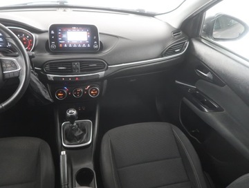Fiat Tipo II Station Wagon 1.4 95KM 2017 Fiat Tipo 1.4 16V, Salon Polska, Serwis ASO, zdjęcie 7