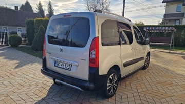 Peugeot Partner II Furgon 1.6 HDi FAP 92KM 2010 Peugeot Partner Tepee 7 Outdoor 1.6HDI bez FAP 7 osób hak, zdjęcie 9