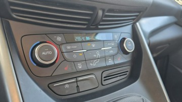 Ford Kuga II SUV Facelifting 1.5 TDCi 120KM 2019 Ford Kuga climatronic bardzo ekonomiczny, zdjęcie 12