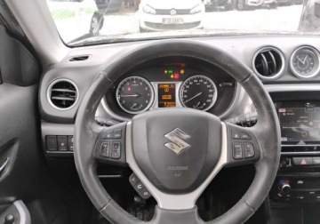 Suzuki Vitara III 2017 Suzuki Vitara 2017r, SALON POLSKA. 1.6 Benzyna. 4x4. Uszkodzony. Poobijany, zdjęcie 12