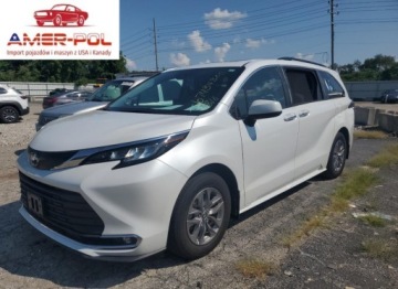 Toyota Sienna III 2023 Toyota Sienna XLE 2023 2.5l 2.5 Hybryda 245KM