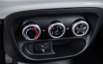 Fiat 500L Trekking 1.3 Multijet 16V II 85KM 2013 Fiat 500L 1.3D Navi Alu Full Serwis Gwarancjia Polecamy 1.2 Diesel, zdjęcie 16