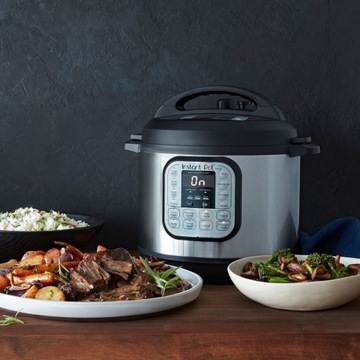 Мультиварка INSTANT POT Duo Mini 700 Вт, 3 л