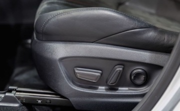 Toyota C-HR I Crossover Facelifting 2.0 Hybrid Dynamic Force 184KM 2023 Toyota C-HR 2.0 Hybrid GR Sport 2.0 Hybryda 184KM, zdjęcie 29