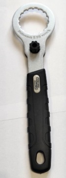 Плоский ключ Hollowtech + гаечный ключ