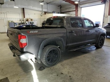 Toyota Tundra II 2019 Toyota Tundra 2019r., Crewmax SR5, od ubezpieczalni 5.7 Benzyna 381KM, zdjęcie 4