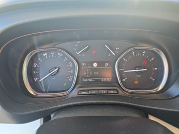 Toyota Proace II Furgon Medium 2.0 D-4D 177KM 2023 Toyota PROACE VERSO 2.0 D4-D Long VIP PROACE VERSO, zdjęcie 16