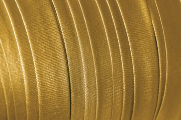 Отделка сатиновая, ширина сатина 15 мм, золотистая, 130 м.