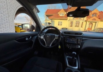 Nissan Qashqai II Crossover 1.2 DIG-T 115KM 2015 Nissan Qashqai 1.2 Benzyna 115KM, zdjęcie 16