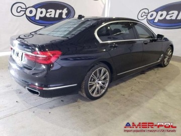 BMW Seria 7 G11-G12 2016 BMW Seria 7 2016, 4.4L, 4x4, porysowany lakier, zdjęcie 3