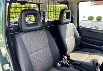 Suzuki Jimny III 2011 Suzuki Jimny Suzuki Jimny 1.3 Benzyna 82KM, zdjęcie 12