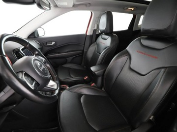 Jeep Compass II SUV Plug-In 1.3 T4 240KM 2020 Jeep Compass Trailhawk PHEV 4xe skóra panorama, zdjęcie 12