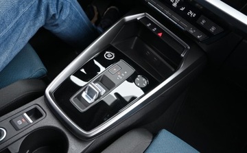 Audi A3 8Y Sportback 1.5 35 TFSI 150KM 2022 Audi A3 Sportback 1,5 TSI 150 KM SPORT BACK Full Led Nawigacja Virtual tac, zdjęcie 14