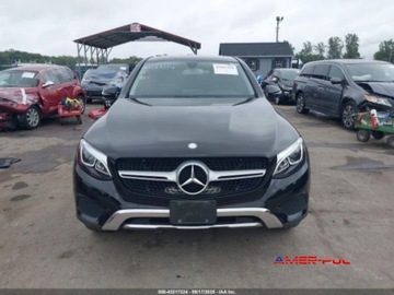 Mercedes GLC C253 2017 Mercedes-Benz GLC 2017 r., 2,0L 300 COUPE 4MATIC 2.0 Benzyna 241KM, zdjęcie 1