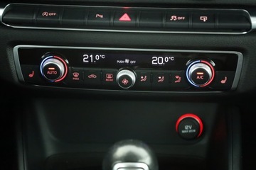 Audi A3 8V Hatchback 3d 1.6 TDI clean diesel 110KM 2015 Audi A3 1.6 TDI, Automat, Navi, Xenon, Bi-Xenon, zdjęcie 9