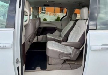 Chrysler Pacifica II 3.6 V6 291KM 2017 Chrysler Pacifica Chrysler Pacifica 3.6 Benzyna 290KM, zdjęcie 16