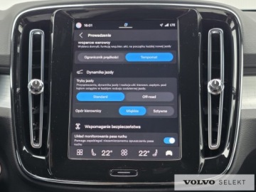 Volvo XC40 Crossover Facelifting 2.0 B4 197KM 2022 Volvo XC 40 Salon PL B4 197KM Aut. Google Kamera C, zdjęcie 24