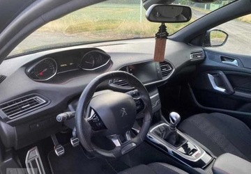 Peugeot 308 II Hatchback Facelifting 1.2 PureTech 130KM 2018 Peugeot 308 Peugeot 308 II 1.2 Benzyna 130KM, zdjęcie 6