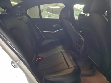 BMW Seria 3 G20-G21 2023 BMW Seria 3 330xe 2023 2.0l 2.0 Hybryda 288KM, zdjęcie 10