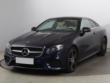 Mercedes Klasa E W213 2019 Mercedes E E 200 4MATIC, Salon Polska, 4X4, zdjęcie 1