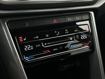 Volkswagen T-Roc I SUV Facelifting 1.5 TSI ACT 150KM 2023 Volkswagen T-Roc Kamera Cofania! APP! IQ.Light! La, zdjęcie 22