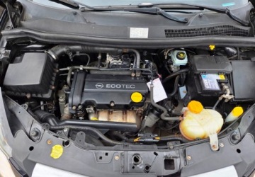 Opel Corsa D Hatchback 1.2 Twinport ECOTEC 80KM 2009 Opel Corsa 1,2 Ben Klima 80 km 1.2 Benzyna 80KM, zdjęcie 10