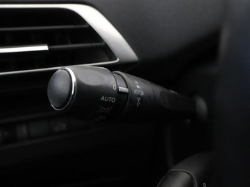 Peugeot 5008 II Crossover 1.5 BlueHDI 130KM 2018 Peugeot 5008 Allure skóra 7-os. navi kamera, zdjęcie 33